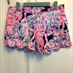 Lilly Pulitzer shorts. Size 2